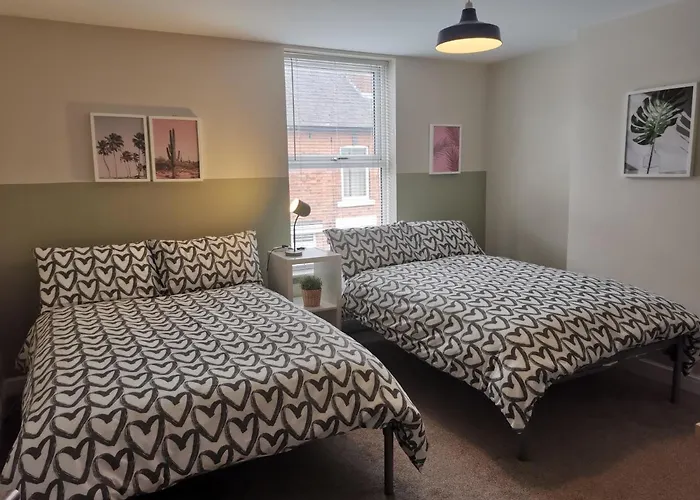 Derby Pride Park Single , Double, Twin, Family Rooms-Skylink To Download Festival