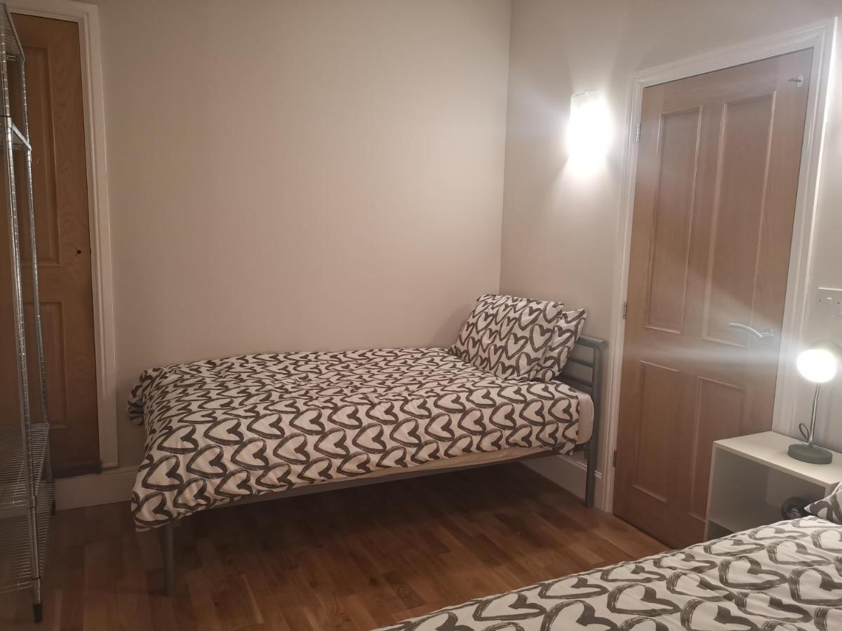 Pride Park Single , Double, Twin, Family Rooms-skylink To Download Festival Derby