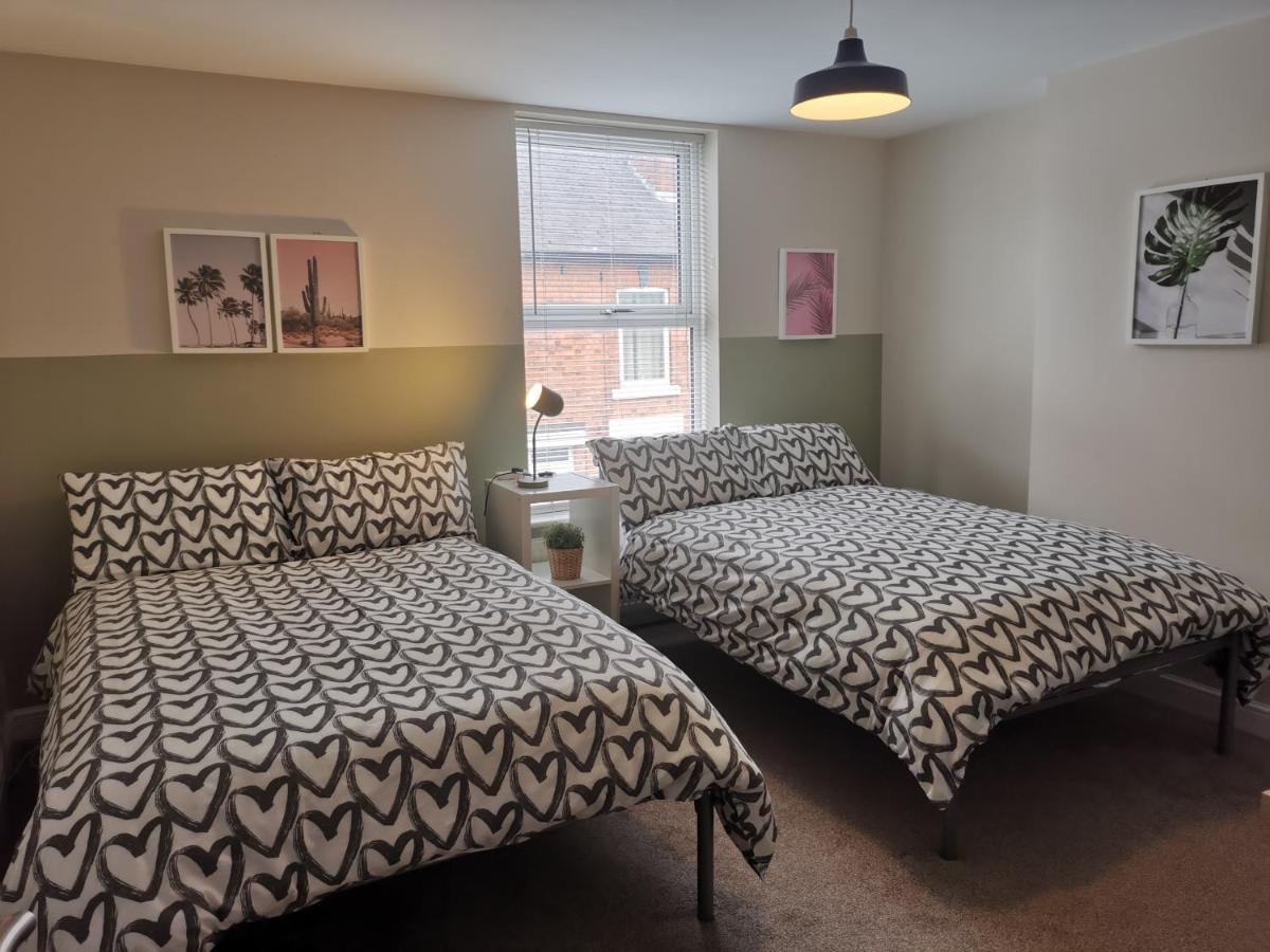 Pride Park Single , Double, Twin, Family Rooms-skylink To Download Festival